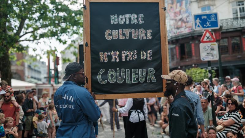 Our culture has no colour. Pro-migrant procession, Brussels 1000.
