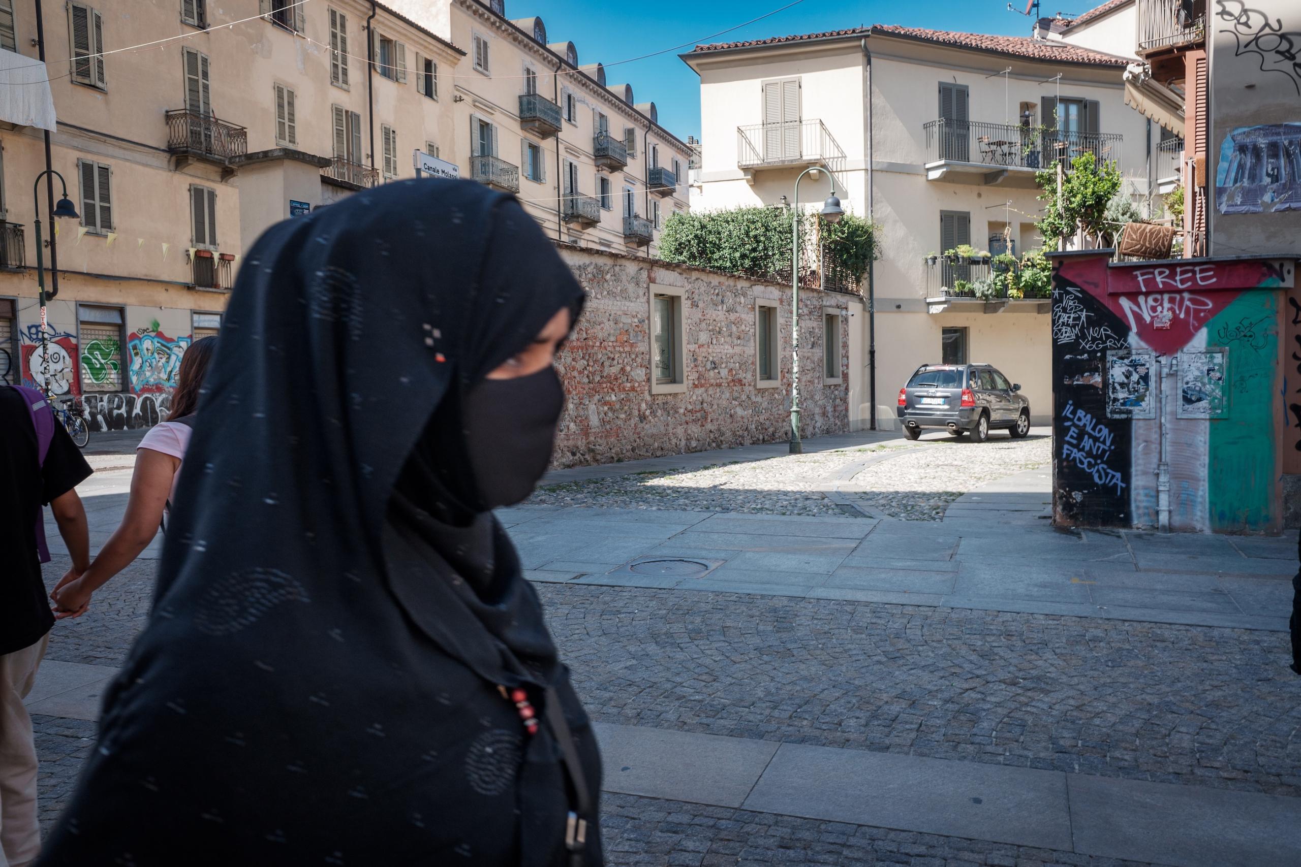Refugee neighbourhood. Balon, Torino.
